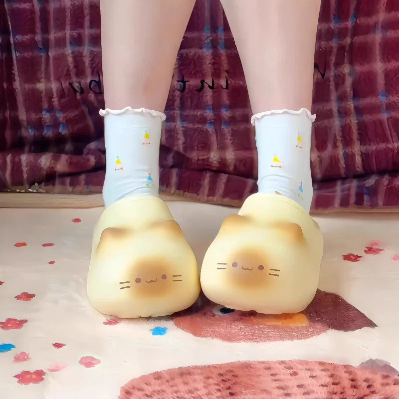 PawPrint™ Cat Paw House Slippers